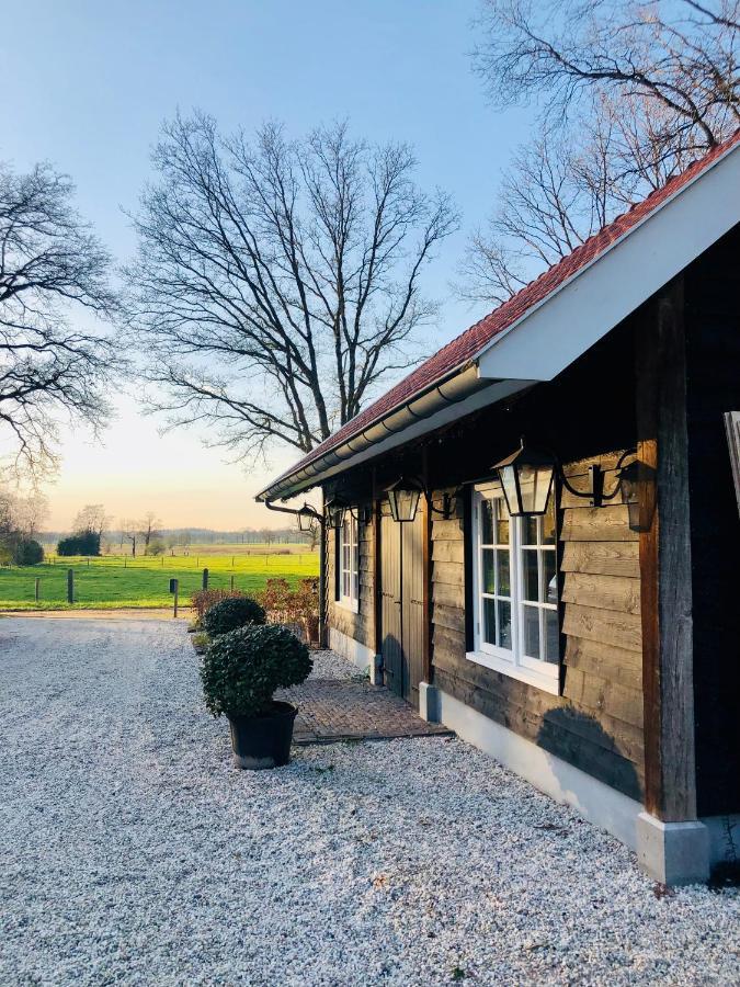 Готель The Barn Емст Екстер'єр фото